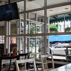 Jasmine Coffee & Restaurant User Photo