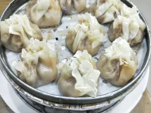 呼兰蒙餐