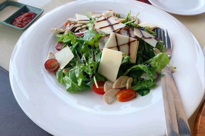 Silverlake Wine & Grill Restaurant