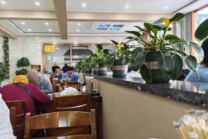 MU SI LIN XIONG DI NIU ROU MIAN XI SHI CHANG DIAN