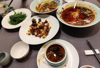 Kaibinsijiheyuetangzhong Restaurant (heyuetangzhongcanting) user photo