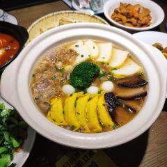 Mom's Sauce Food Restaurant 여행 사진