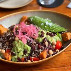 COMMUNE MUSEUM幻师臻选(海上世界文化艺术中心店) User Photo