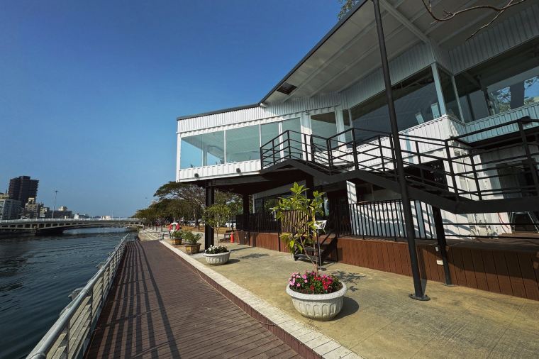 白色戀人貨櫃屋