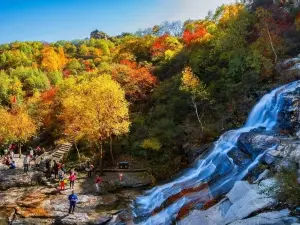 天生橋瀑布群風景区