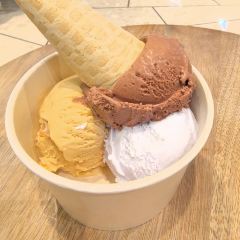 LUNEURS月乐诗 冰淇淋咖啡(环贸店) User Photo