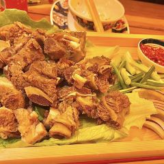噶尔东赞藏餐音乐吧 User Photo
