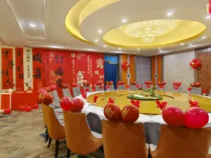 品龙怡丰大酒楼(品龙国际花园店)