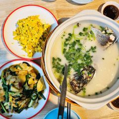 YU YAN LOU User Photo