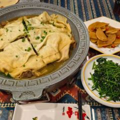 QI XING LOU GUO MU KAO QUAN YANG 여행 사진