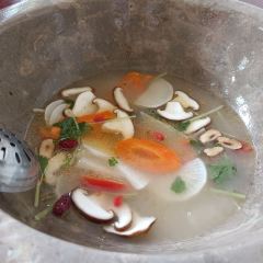 Yaoji Fuxian Lake Signature Stone Pot Fish Restaurant User Photo