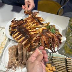 Red Wharf Cheap Seafood Barbecue Food Stalls (Xinghai Store) User Photo