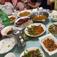 YI GE CHI LENG SHUI YU DE DI FANG User Photo