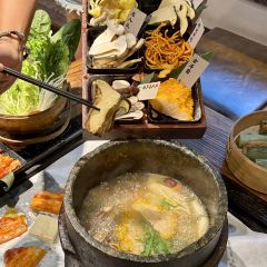 雲子石锅·围炉火塘餐厅 User Photo