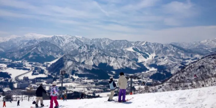 Biwako Valley琵琶湖滑雪場