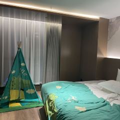 蔓生酒店(广安思源广场店)·瓦屋茶馆 User Photo