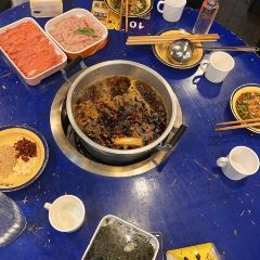 马路边边串串香(广汉店) User Photo
