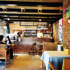 Little House Coffee 여행 사진