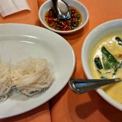 Raya Restaurant User Photo