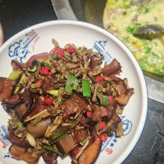 老胡柴火魚總店張用戶圖片
