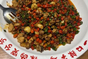 JINAG JUN FU YI HAO JI MAO DIAN User Photo