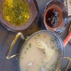 he's何师烧烤峨眉记忆店 User Photo