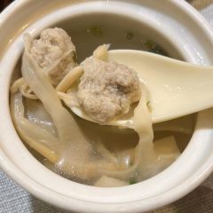 DA SHI FU JIN JIANG PI JIU YU GUI HUA DIAN User Photo