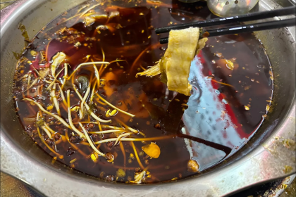 天府自助鱼庄(平昌金平广场店)