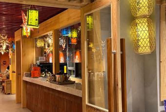 童话藏餐厅(九寨景区店) User Photo