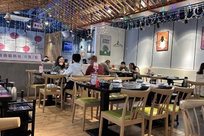 八合里牛肉火锅(万象九宜城店)