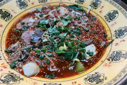 蓉城英雄冒菜（鹽邊店）