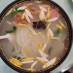 鑫桥源菊花米线(蒙自店) 여행 사진