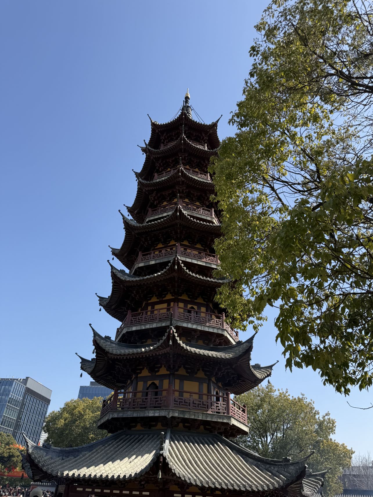 龍華寺門票【2026】- 預約、開放時間、評論及資訊| Trip.com