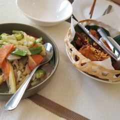 Tamnak Lao User Photo