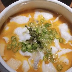 Rong Yi (Kai De Plaza) User Photo