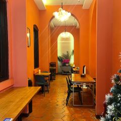 书里书外复合空间 User Photo