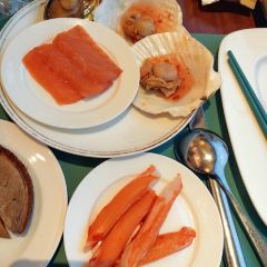 LAKE-VIEW REVOLVING RESTAURANT 여행 사진