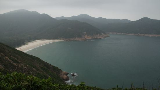 浪茄湾，简称浪茄，是香港一个海湾，位于新界西贡东郊野公园，邻