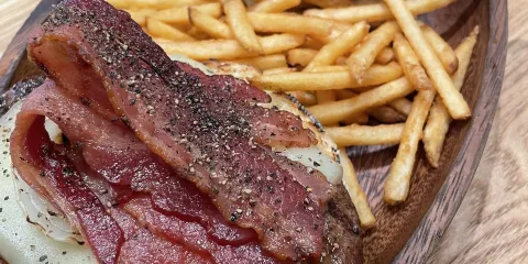 Kua Aina Rinku Premium Outlet