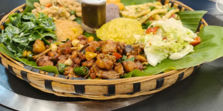 魏記布依手抓飯