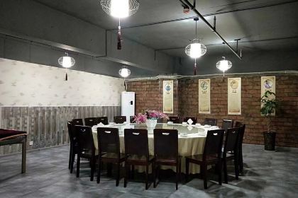 吴名烧鸡(中韩店)