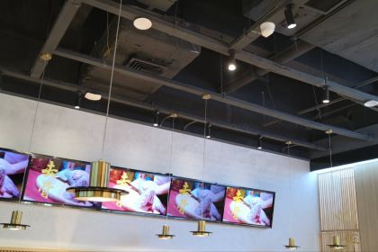 山城外·非遗酸菜鱼(东兴万达店)