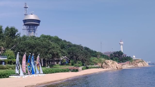 qin huang dao gang kou gong ye lv you qu