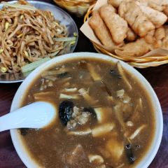 鹿亚平胡辣汤(人民广场店) User Photo