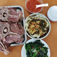 查家牦牛壮骨汤退骨肉 User Photo