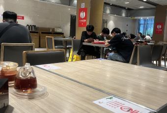 ZHIWEIGUAN User Photo