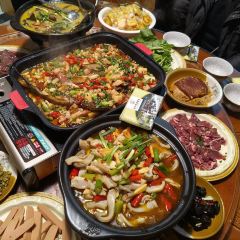 YI JIA YI NONG GU LE User Photo