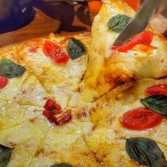 一尺花园(广富林店) User Photo