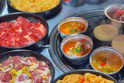 小腕儿烤肉(兴义店)