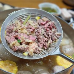 JinRi Niu Shi ChaoShan Xian Beef Hot Pot (JingAn Si) User Photo